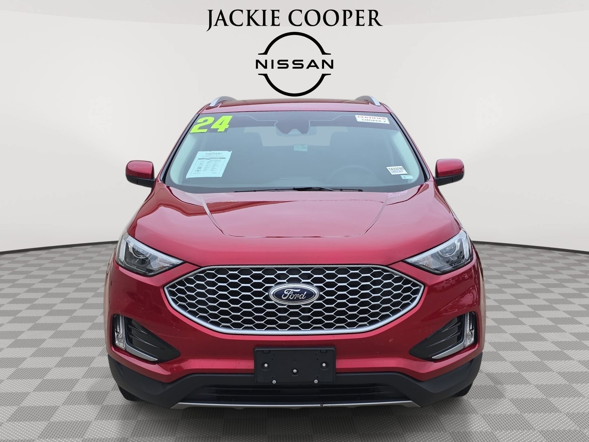 Used 2024 Ford Edge SEL w/ Convenience Package AWD/4WD image 2