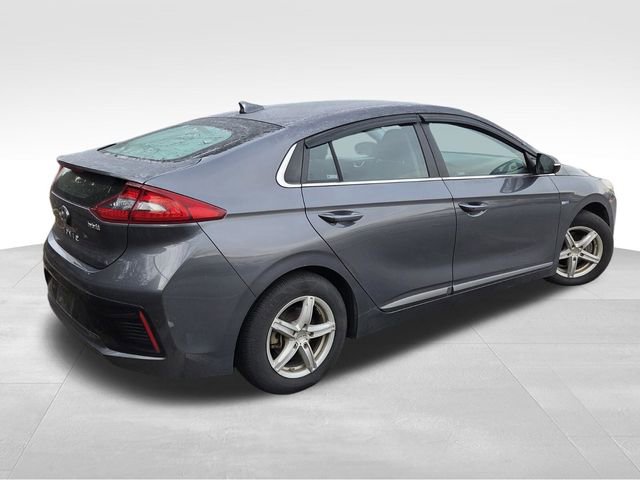 Used 2017 Hyundai Ioniq SEL image 7