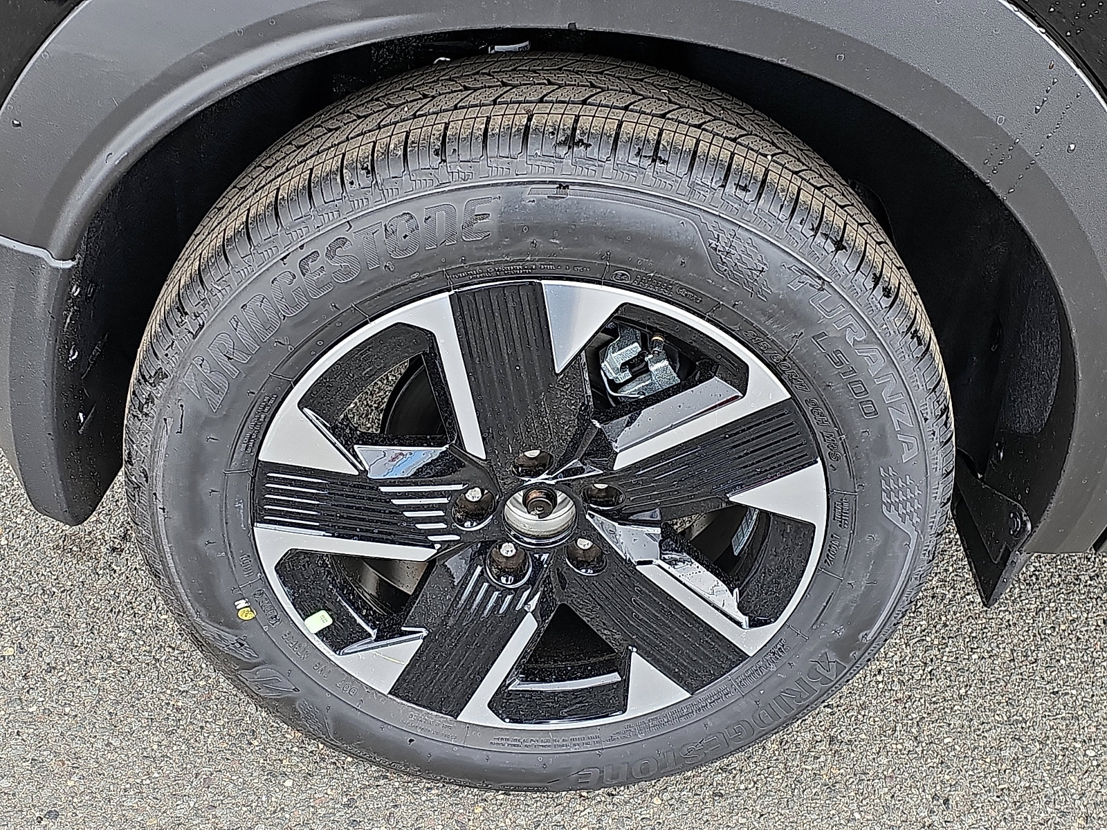 New 2026 Nissan Kicks SV w/ Cold Weather Package AWD/4WD image 6