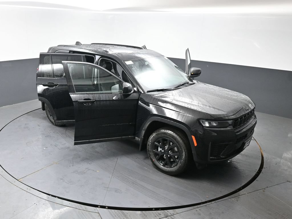 New 2026 Jeep Grand Cherokee Altitude AWD/4WD image 48