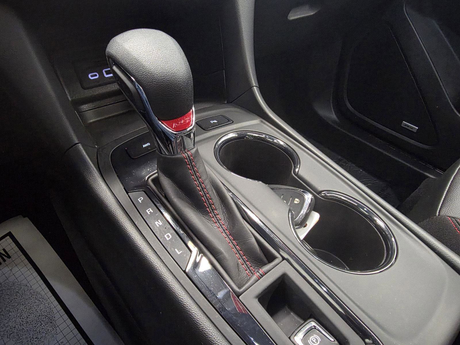 Used 2023 Chevrolet Equinox RS w/ RS Leather Package image 23