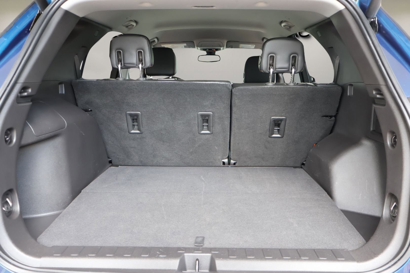 Used 2020 Chevrolet Equinox LT w/ Sport Edition image 17