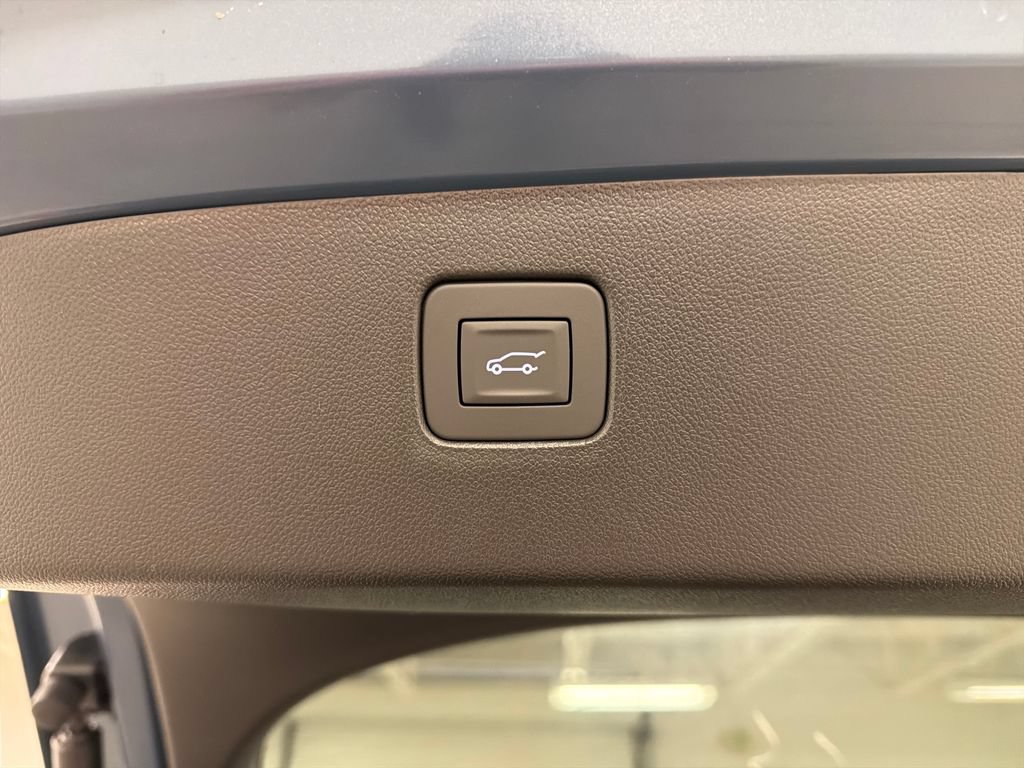 New 2026 Buick Envista Sport Touring w/ Convenience I Package FWD image 16