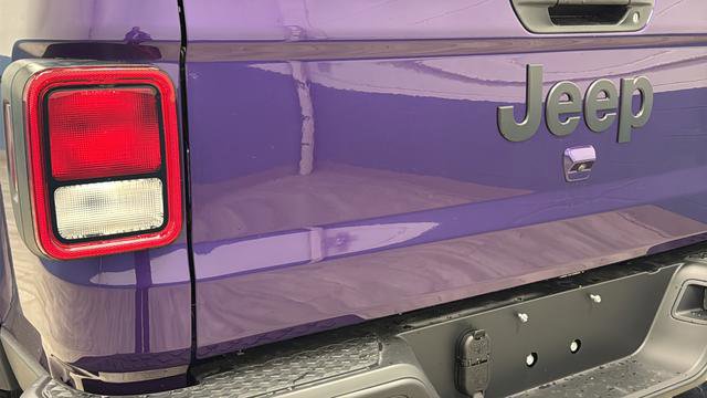 New 2026 Jeep Gladiator Sport AWD/4WD image 37