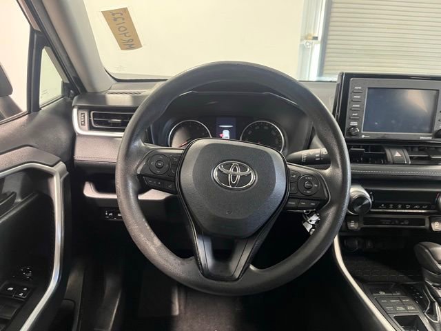 Used 2021 Toyota RAV4 LE w/ Carpet Mat Package (TMS) image 21