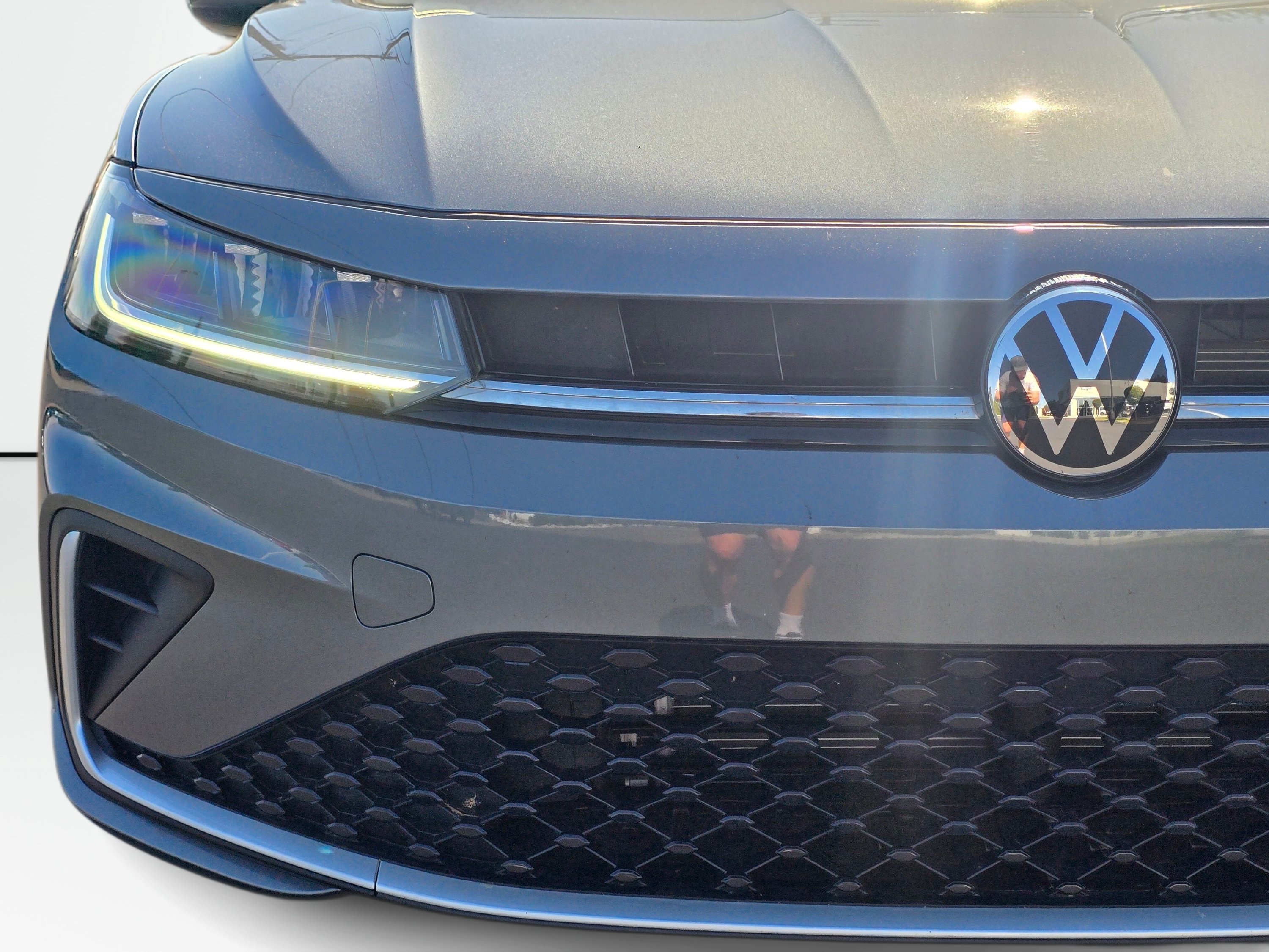 Used 2025 Volkswagen Jetta SE w/ Sunroof Package FWD image 30
