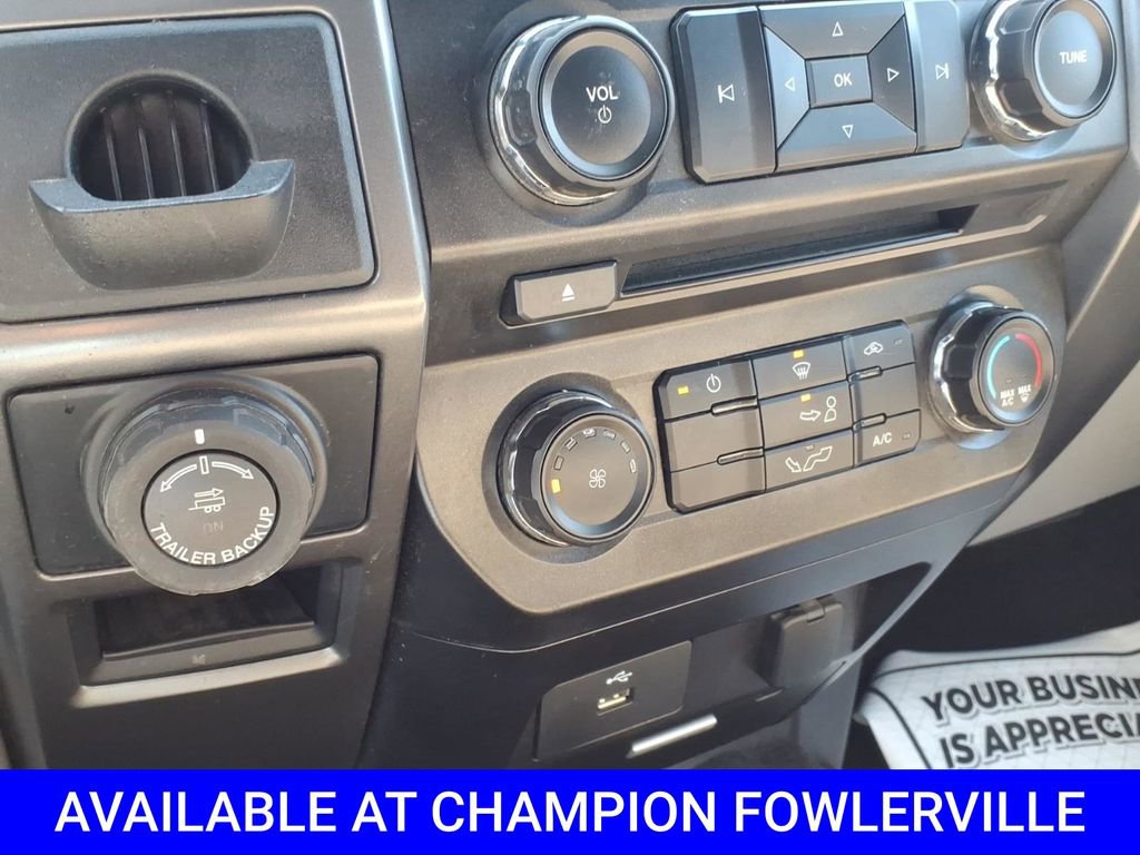 Used 2017 Ford F150 XLT w/ Trailer Tow Package image 19
