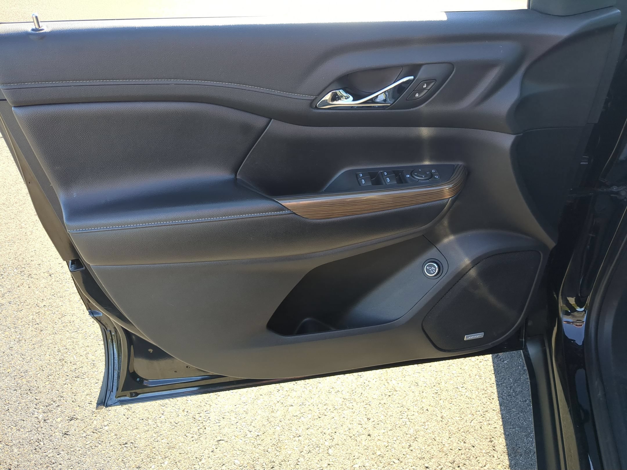 Certified 2019 GMC Acadia SLE w/ Driver Alert Package I FWD image 20