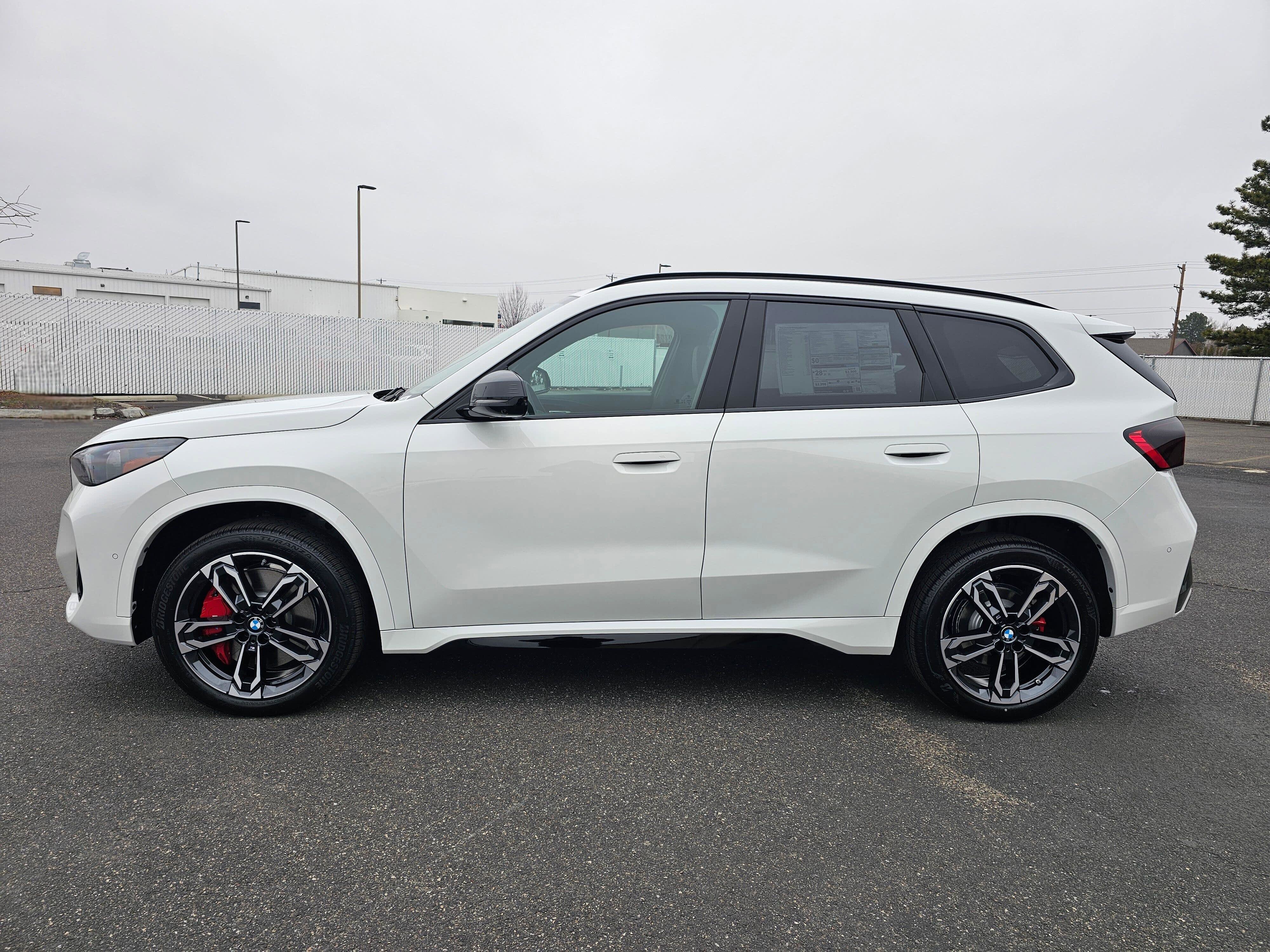 New 2026 BMW X1 xDrive28i w/ Technology Package image 3