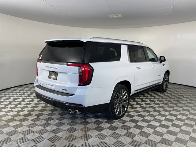 New 2026 GMC Yukon XL Denali Ultimate AWD/4WD image 14