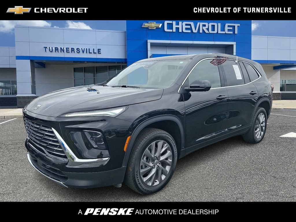 Certified 2026 Buick Enclave Preferred AWD/4WD image 1