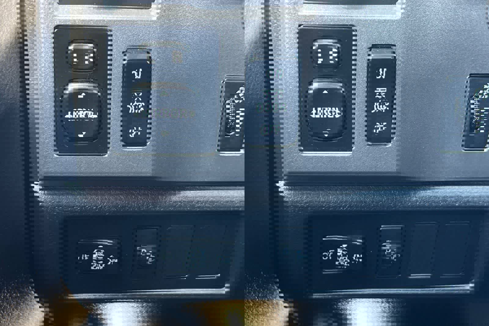 Used 2013 Toyota Tundra 2WD CrewMax image 30