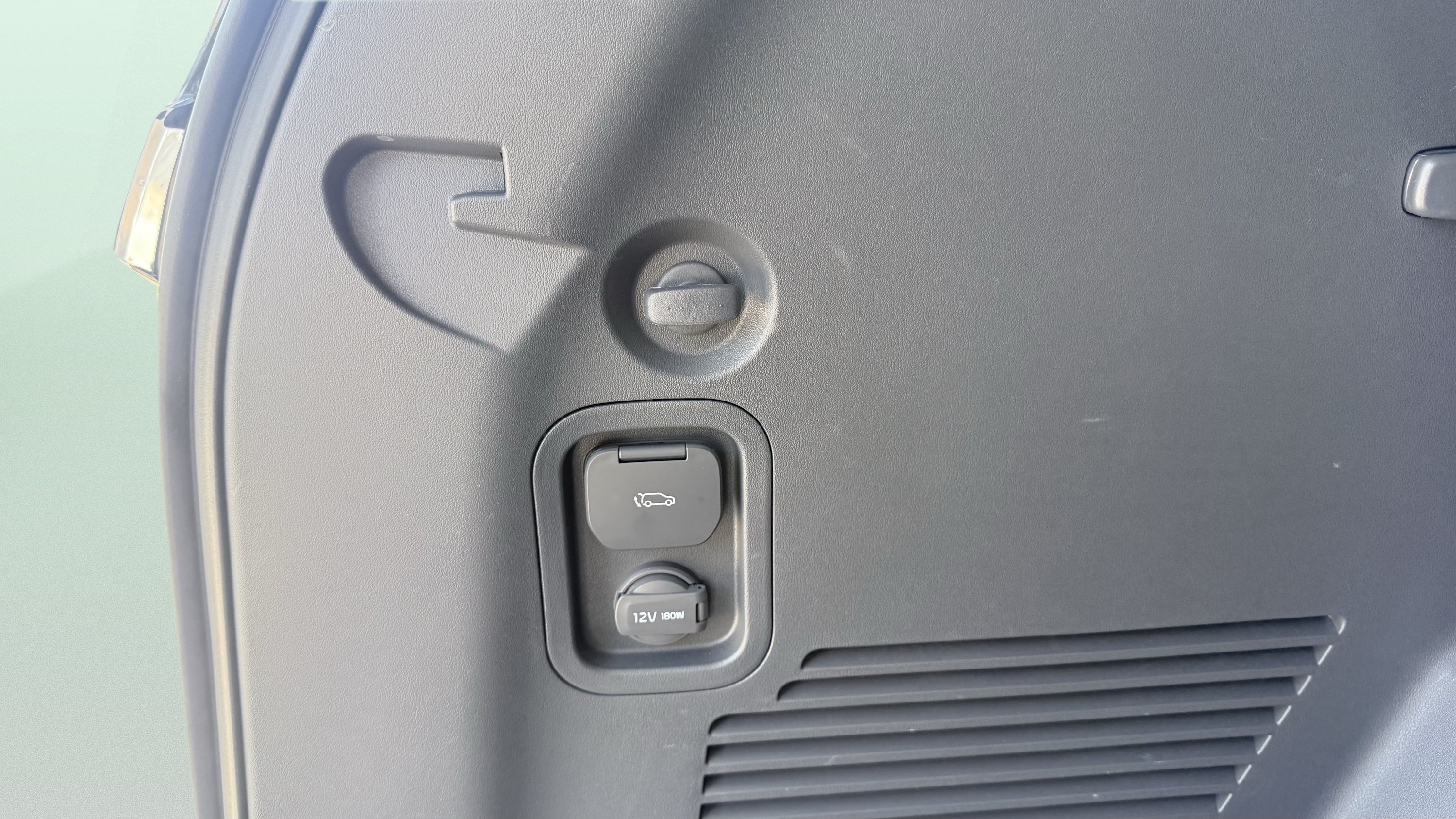 Used 2024 Kia EV9 Land AWD/4WD image 14