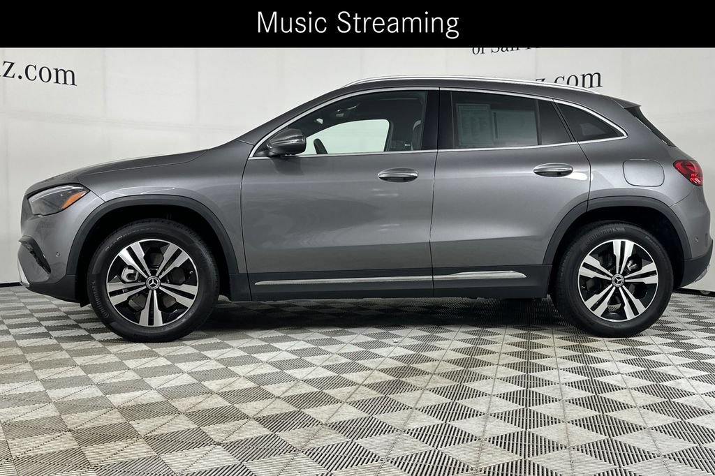 Certified 2026 Mercedes-Benz GLA 250 4MATIC image 11