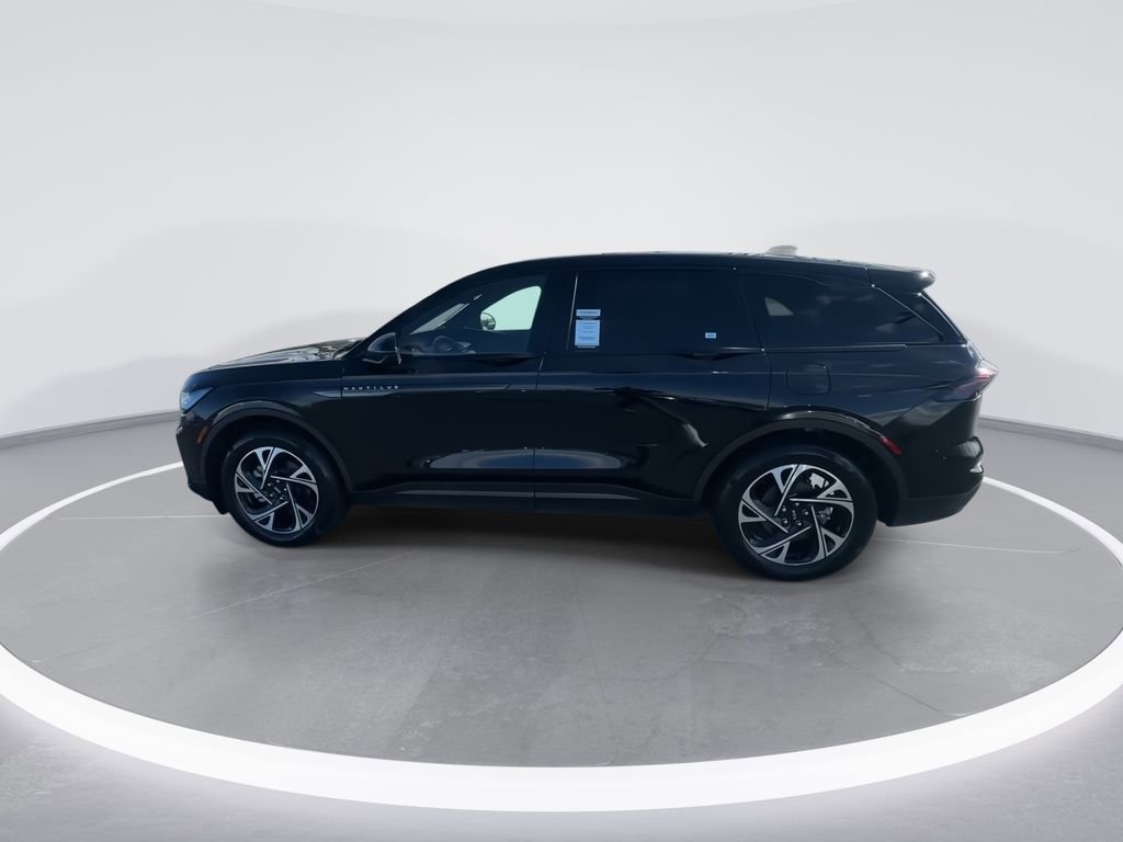 Used 2025 Lincoln Nautilus Premier w/ Jet Appearance Package image 5