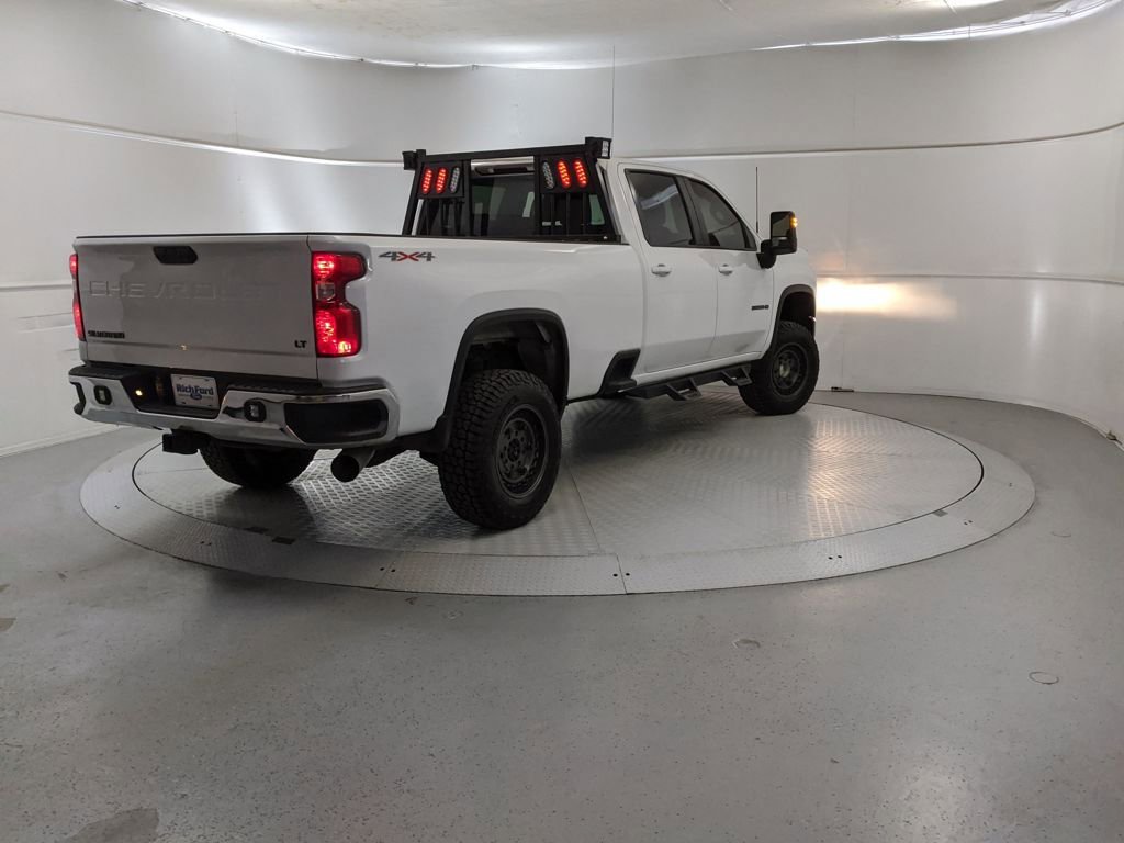 Used 2023 Chevrolet Silverado 3500 LT image 3