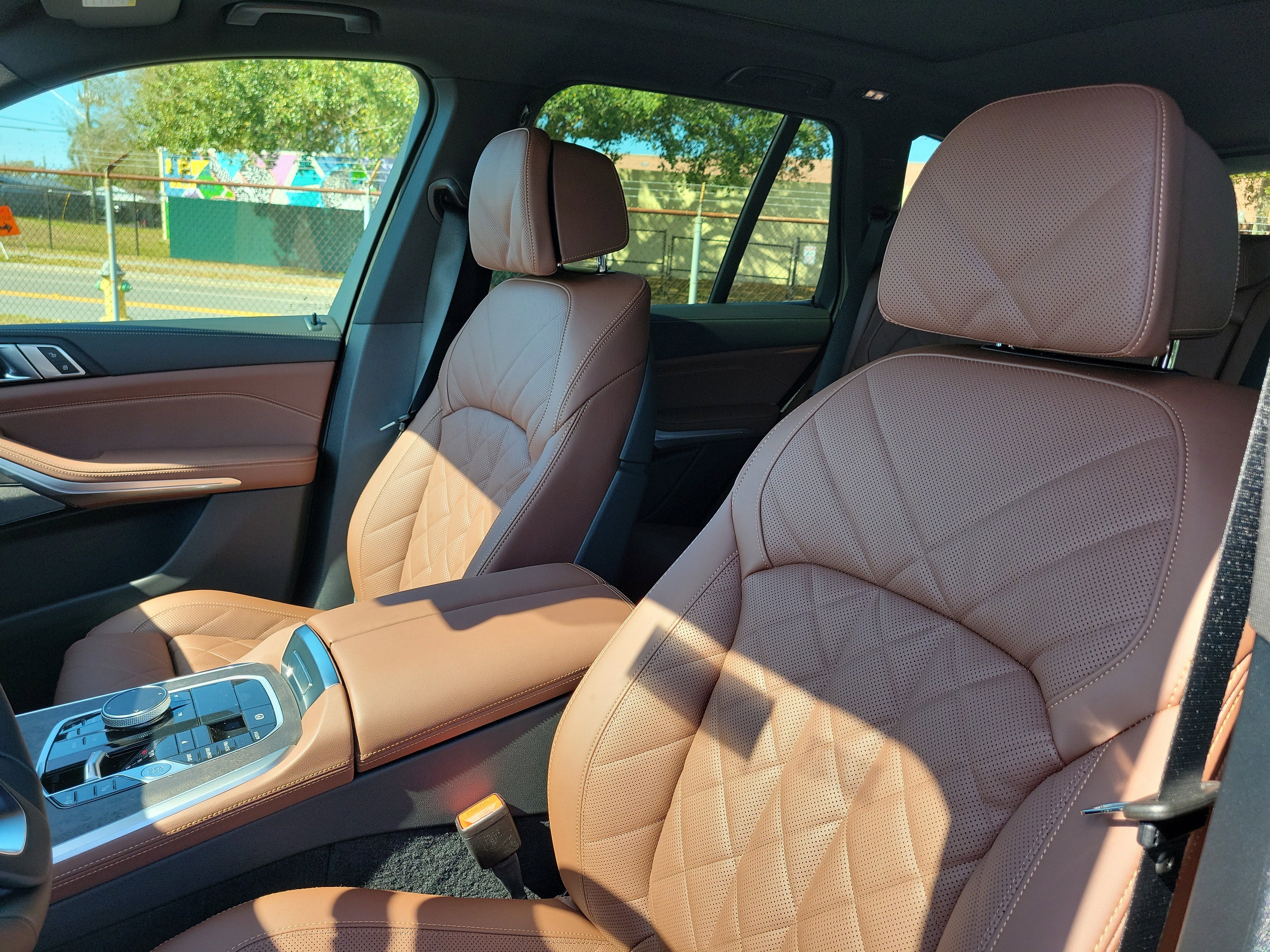 New 2026 BMW X5 sDrive40i w/ Climate Comfort Package RWD image 17