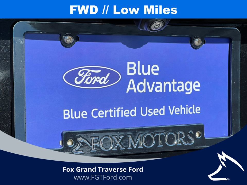 Used 2023 GMC Acadia SLT image 47