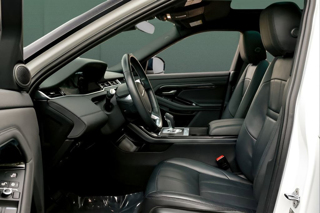 Used 2020 Land Rover Range Rover Evoque SE AWD/4WD image 19