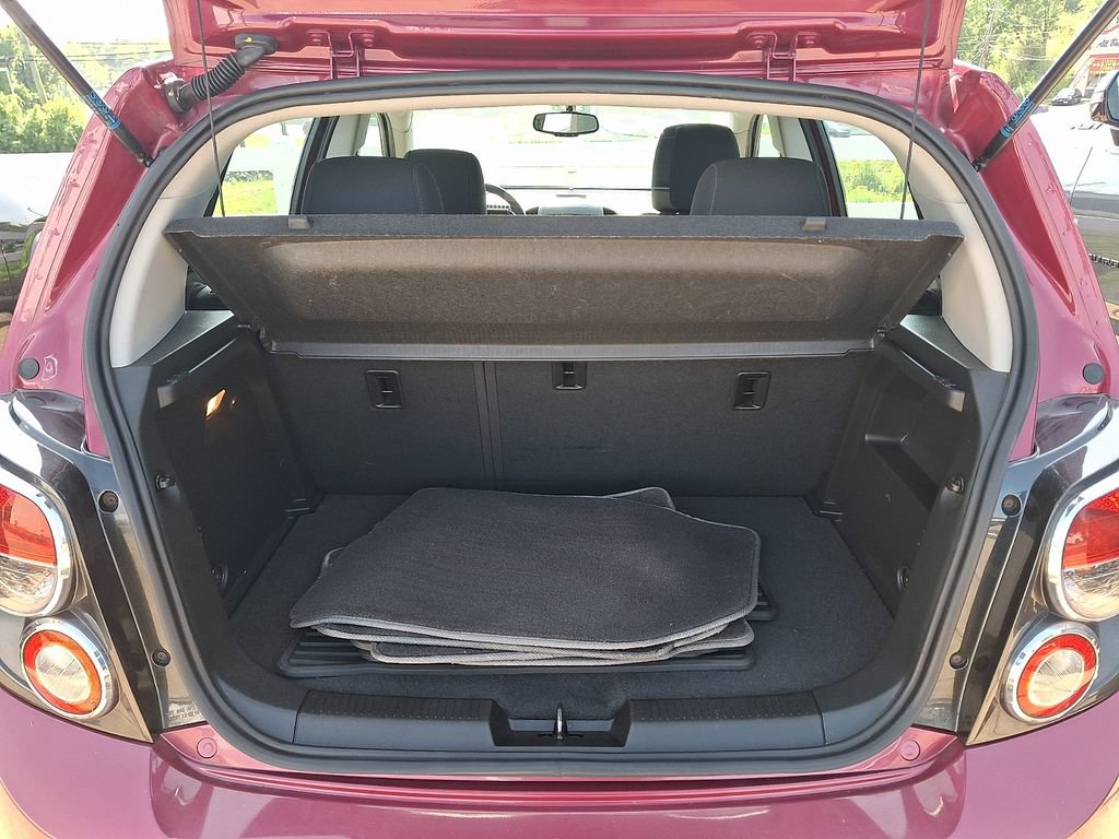 Used 2014 Chevrolet Sonic LT w/ LT Promotional Package FWD image 28