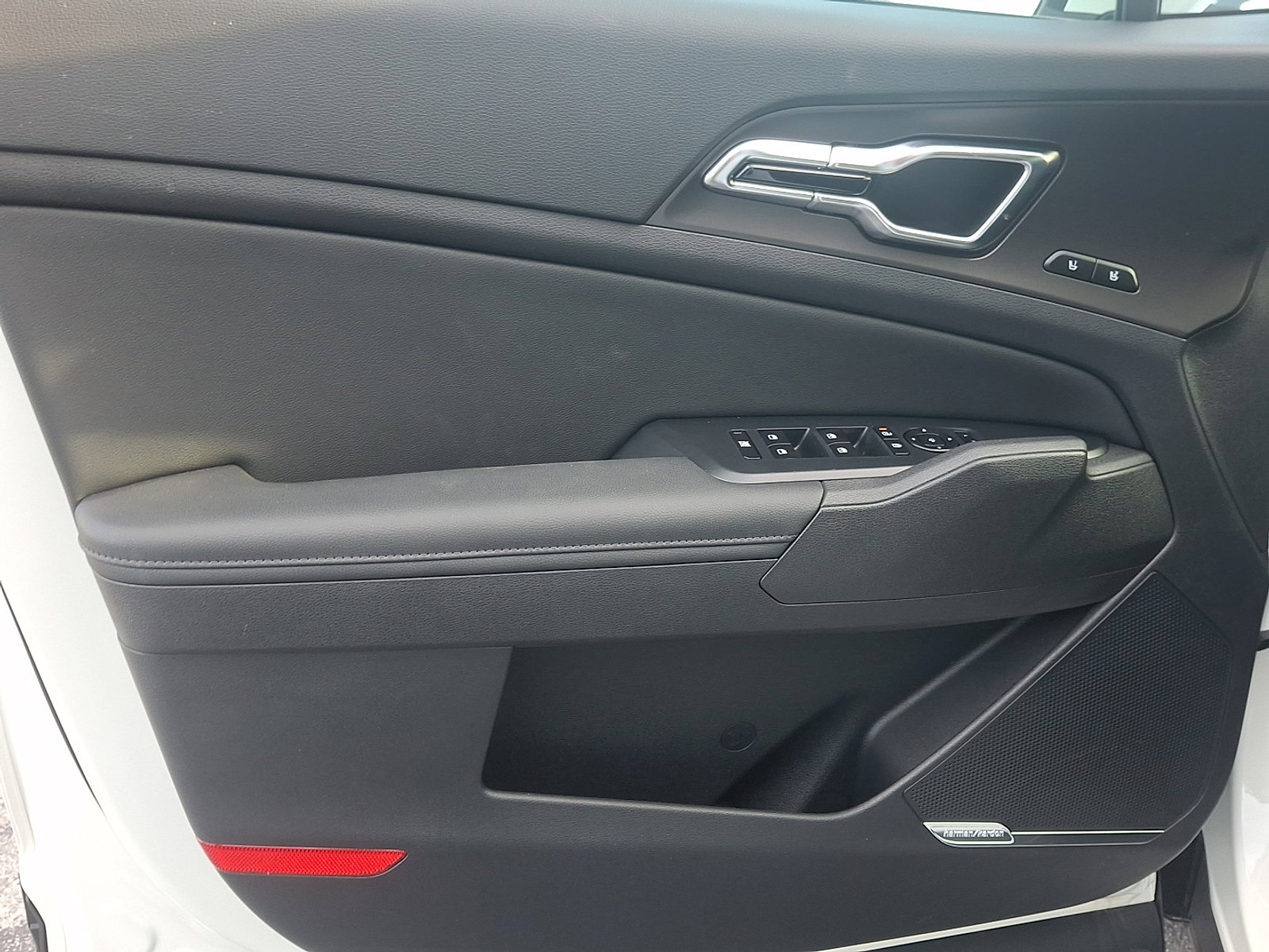 New 2026 Kia Sportage SX Prestige image 12