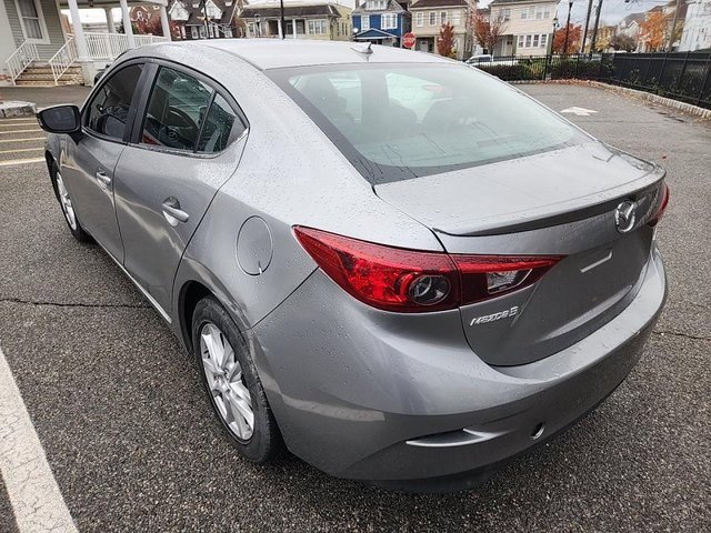 Used 2016 MAZDA MAZDA3 i Grand Touring image 6