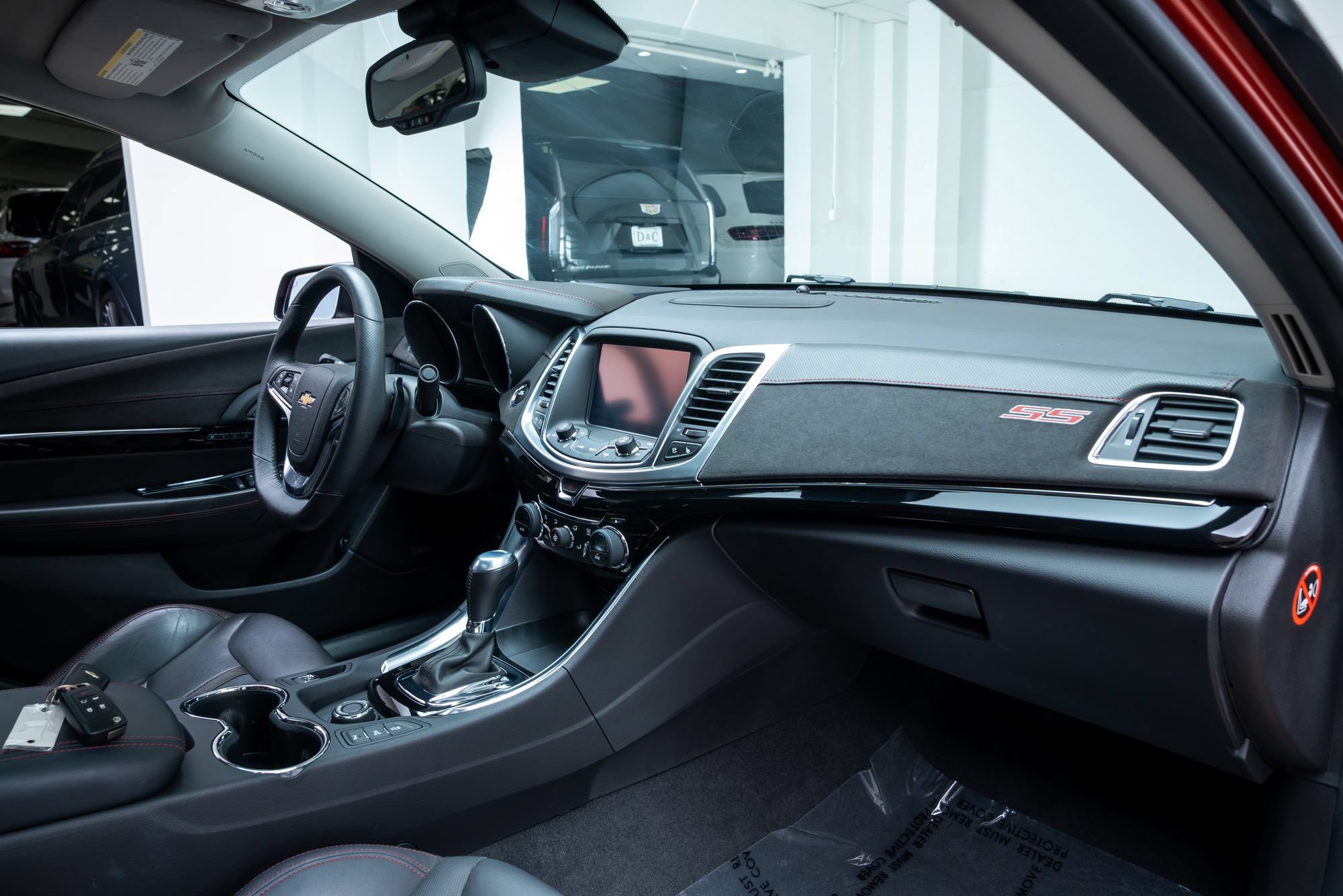 Used 2015 Chevrolet SS RWD image 30