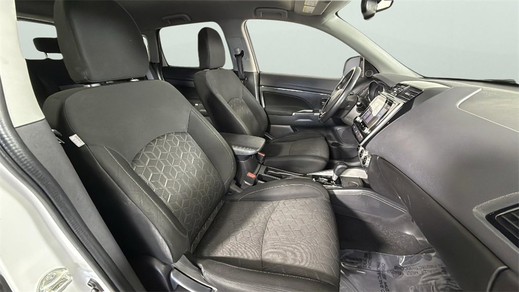 Used 2021 Mitsubishi Outlander Sport SE image 47