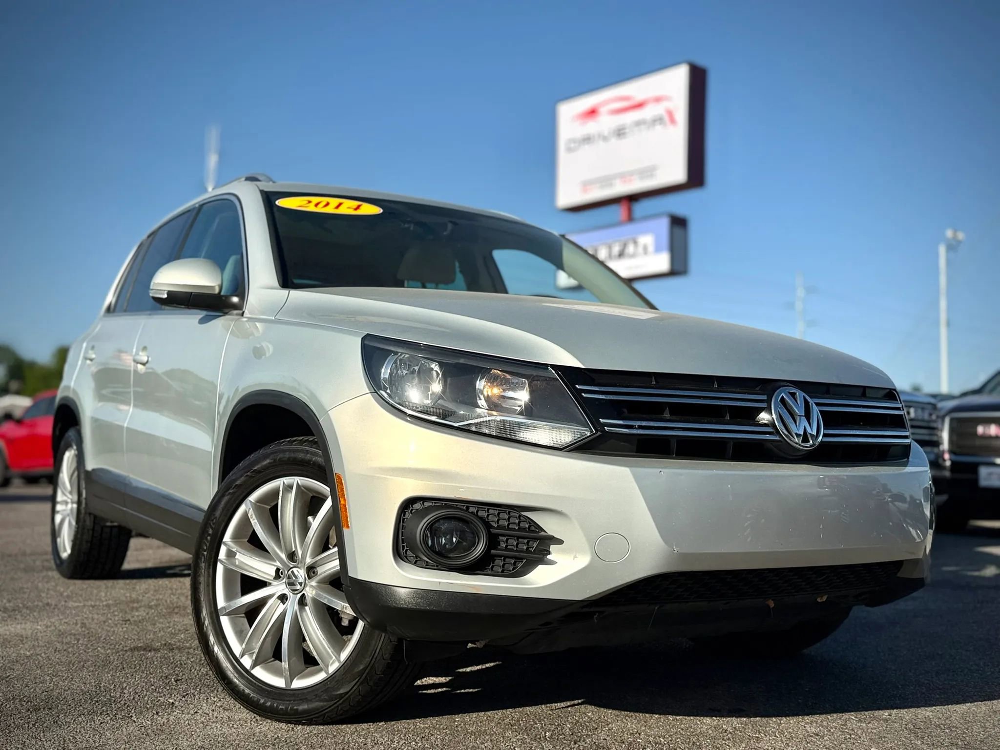 Used 2014 Volkswagen Tiguan SEL