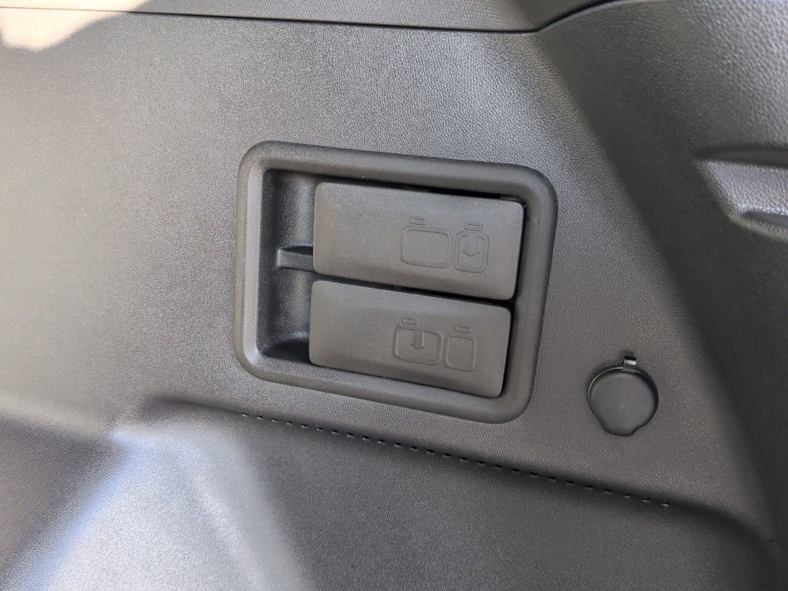 Used 2024 Chevrolet Equinox LT image 15