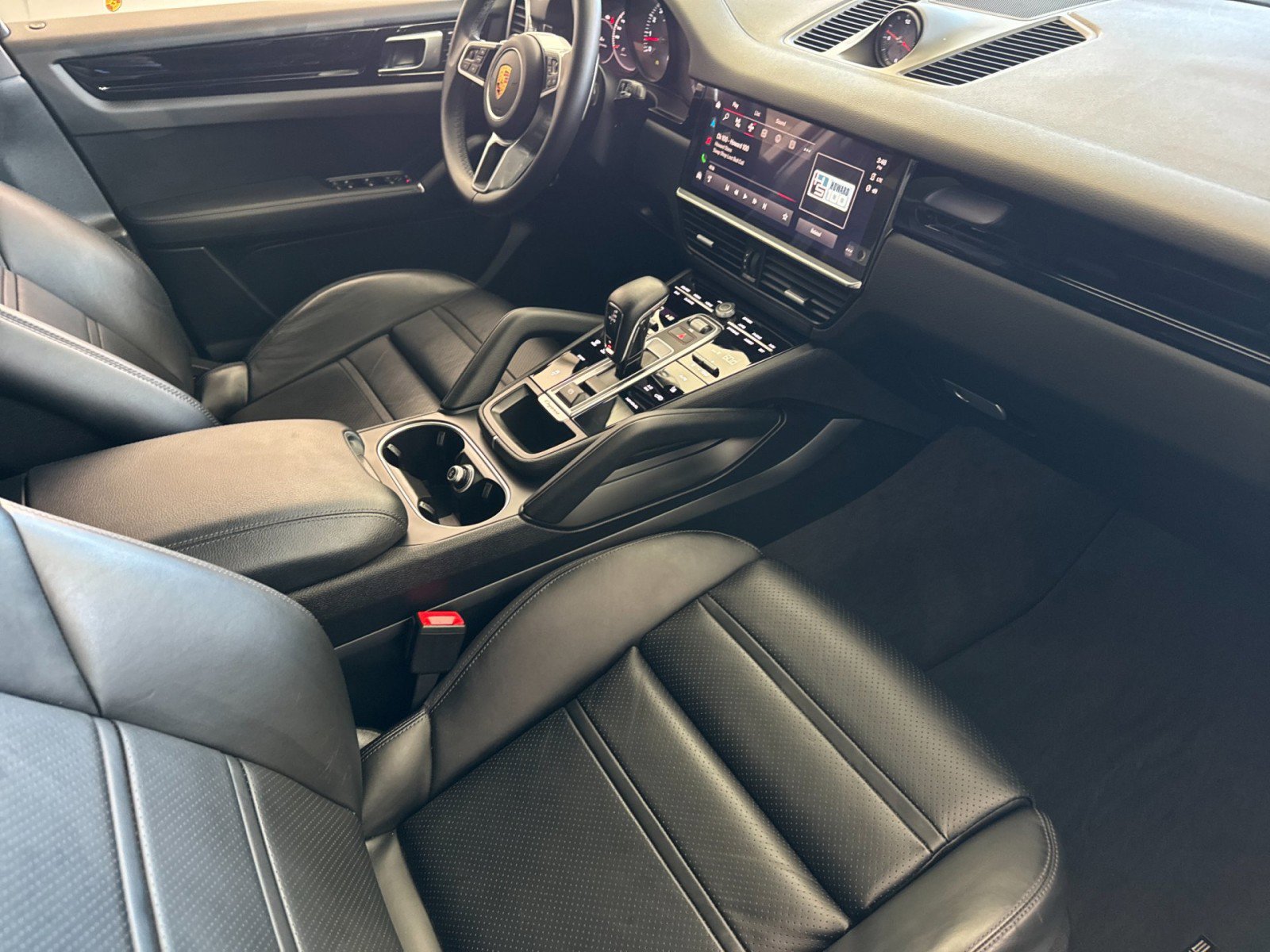 Certified 2023 Porsche Cayenne image 16