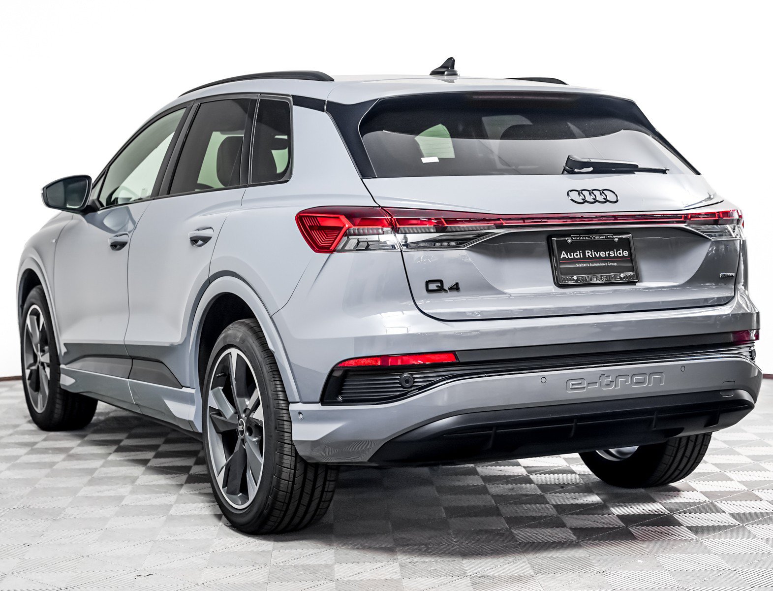 Used 2023 Audi Q4 e-tron Prestige w/ Black Optic Package AWD/4WD image 2