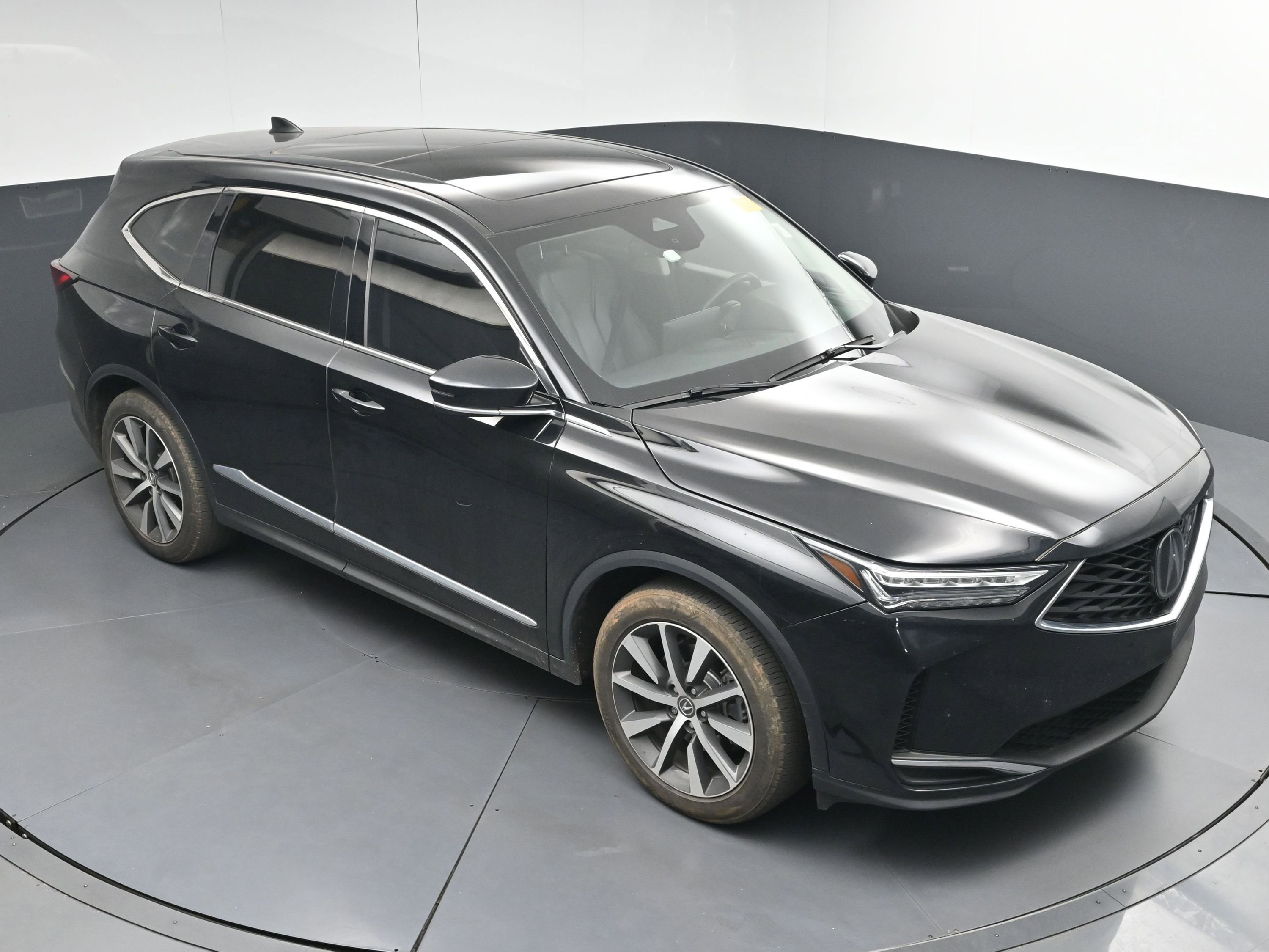 Used 2025 Acura MDX FWD w/ Technology Package image 32