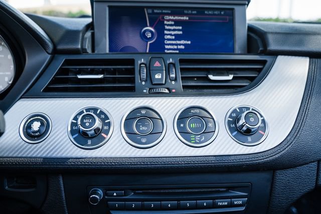 Used 2012 BMW Z4 sDrive35is image 14