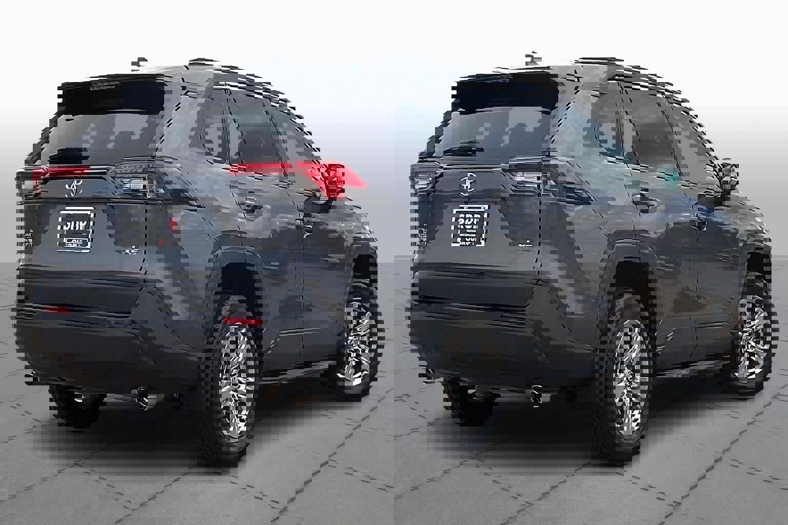 Used 2024 Toyota RAV4 XLE image 12