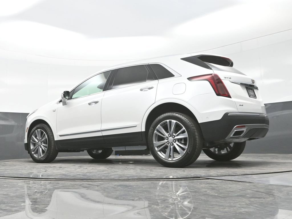 New 2026 Cadillac XT5 Premium Luxury AWD/4WD image 32