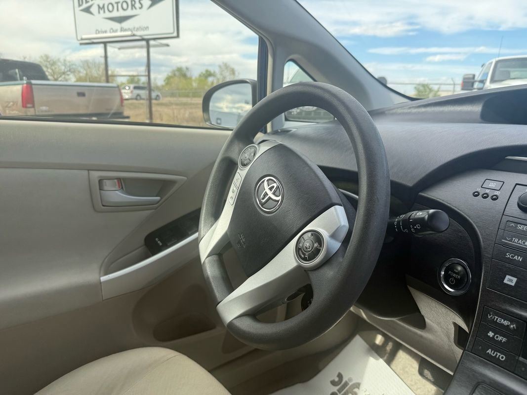 Used 2010 Toyota Prius Two FWD image 17