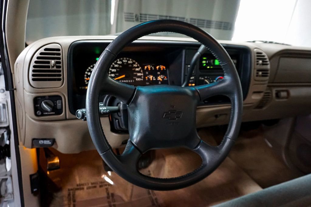 Used 1998 Chevrolet Silverado 1500 4x4 Regular Cab w/ Preferred Equipment Group 2 image 49