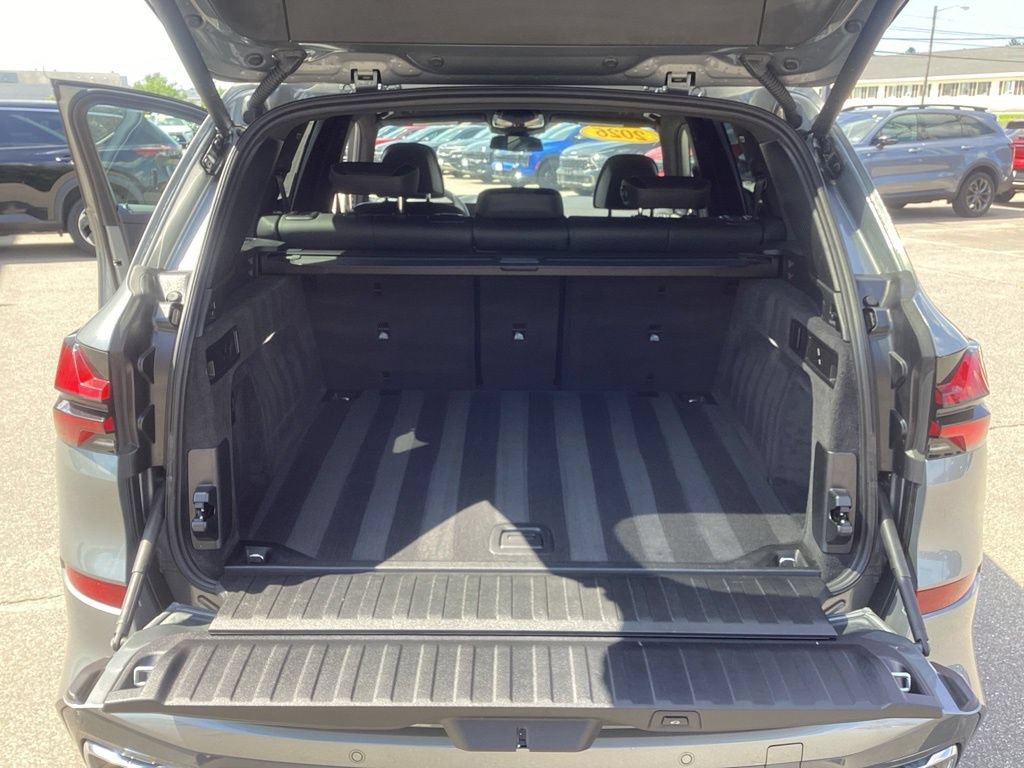 Used 2026 BMW X5 xDrive40i AWD/4WD image 10