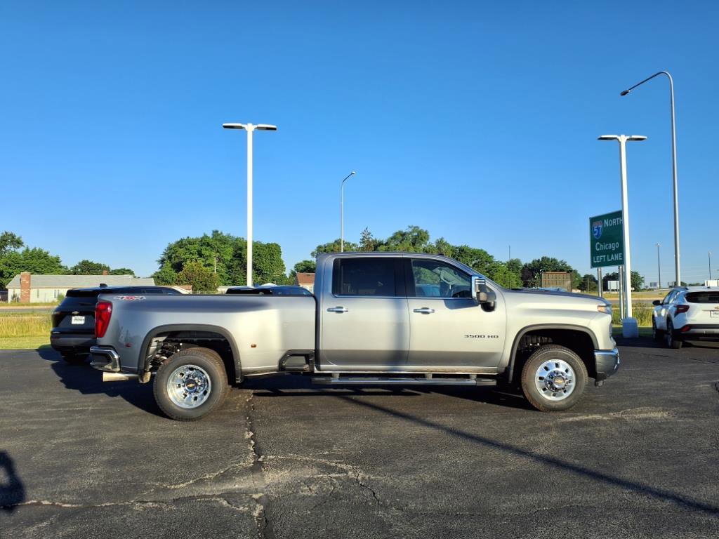 New 2025 Chevrolet Silverado 3500 LTZ w/ LTZ Plus Package image 2