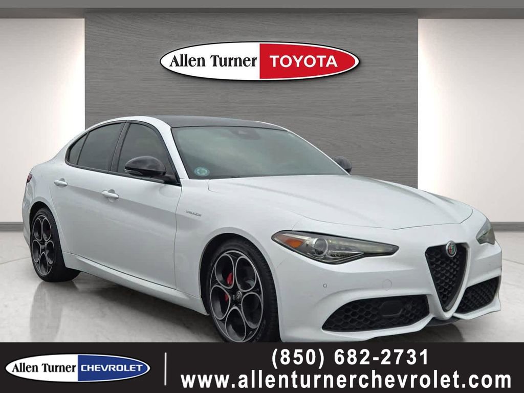 Used 2022 Alfa Romeo Giulia Veloce