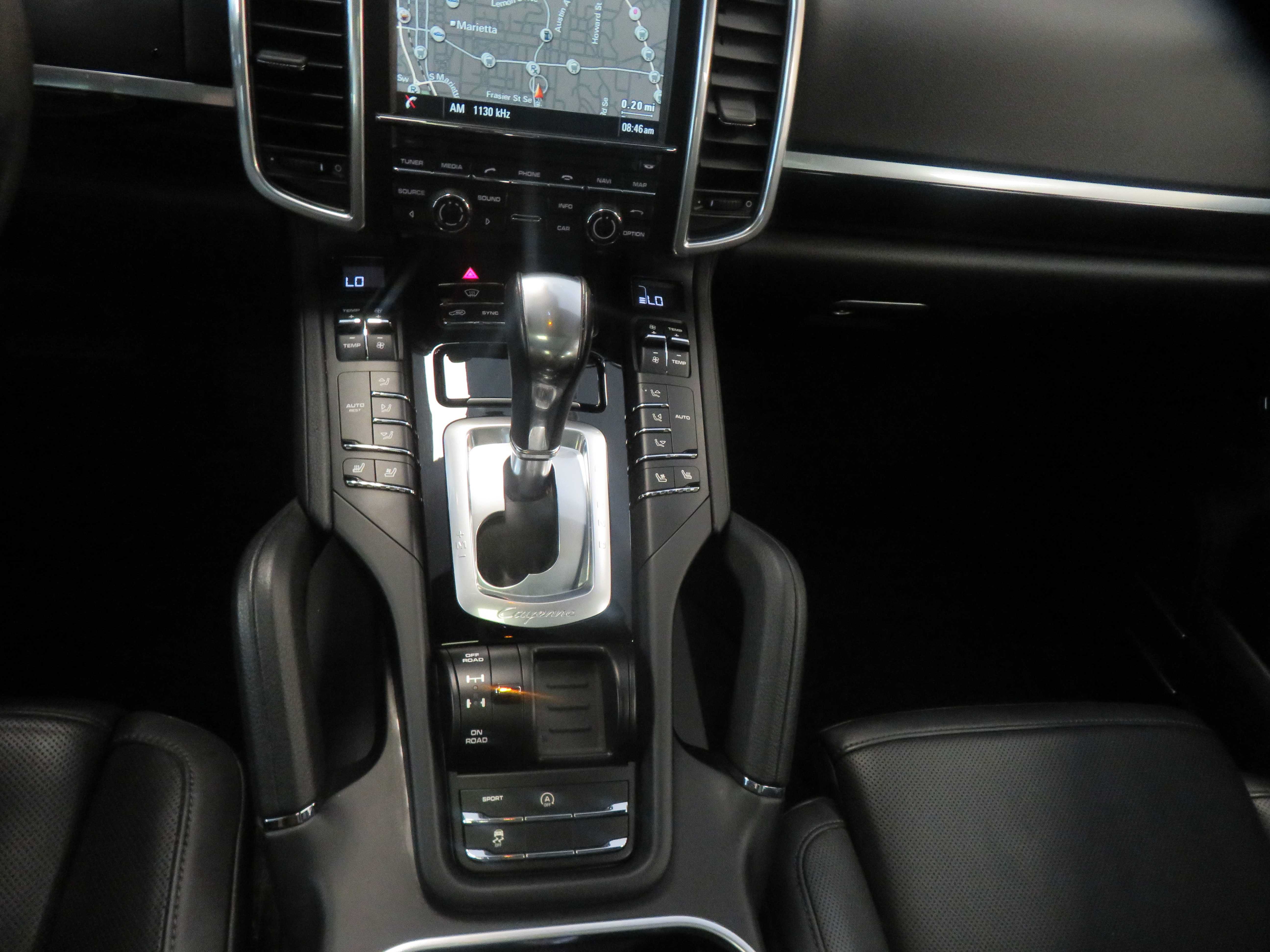 Used 2016 Porsche Cayenne AWD/4WD image 49
