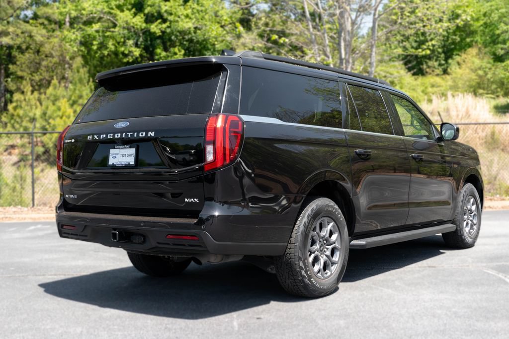 Used 2025 Ford Expedition Max Active RWD image 24