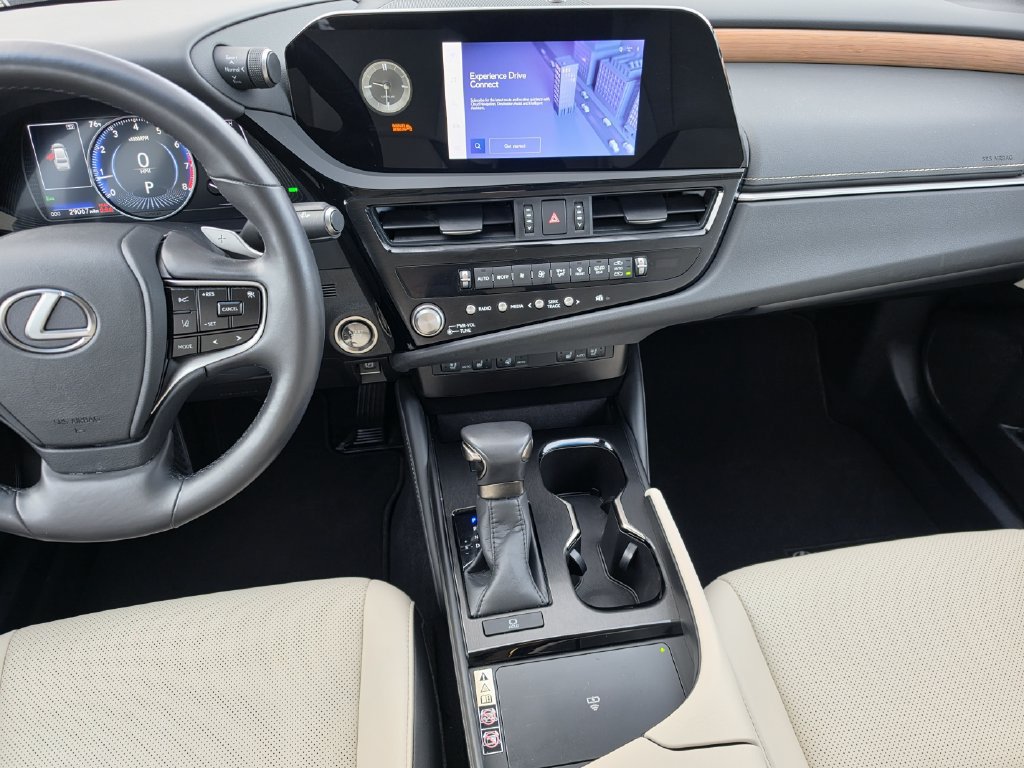 Used 2024 Lexus ES 350 w/ Premium Package FWD image 16