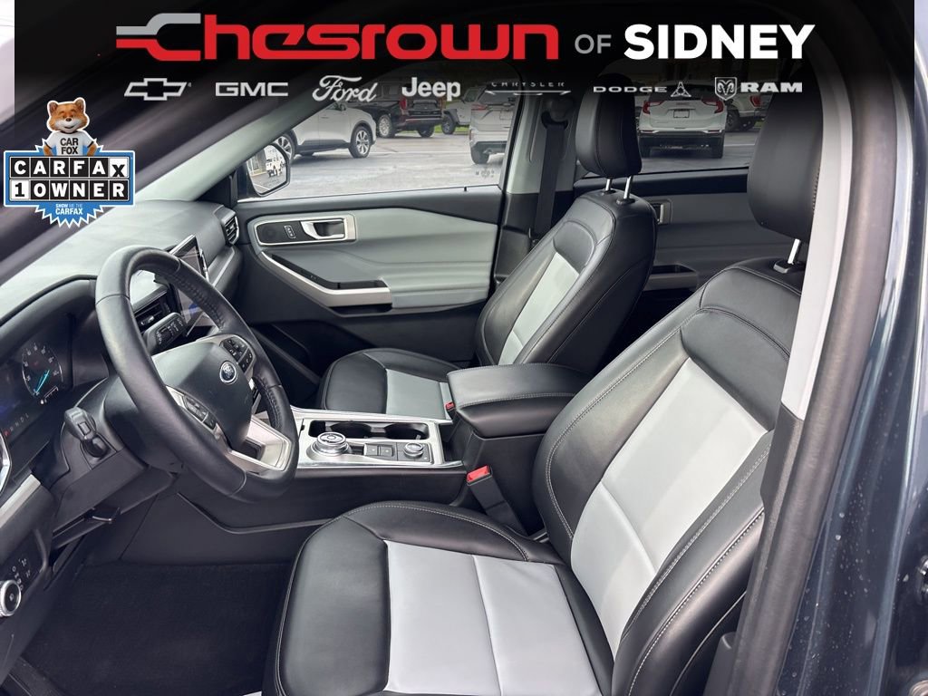 Used 2023 Ford Explorer XLT w/ Equipment Group 202A AWD/4WD image 25