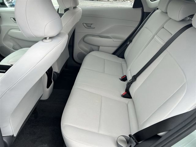 Used 2024 Hyundai Kona SEL image 25