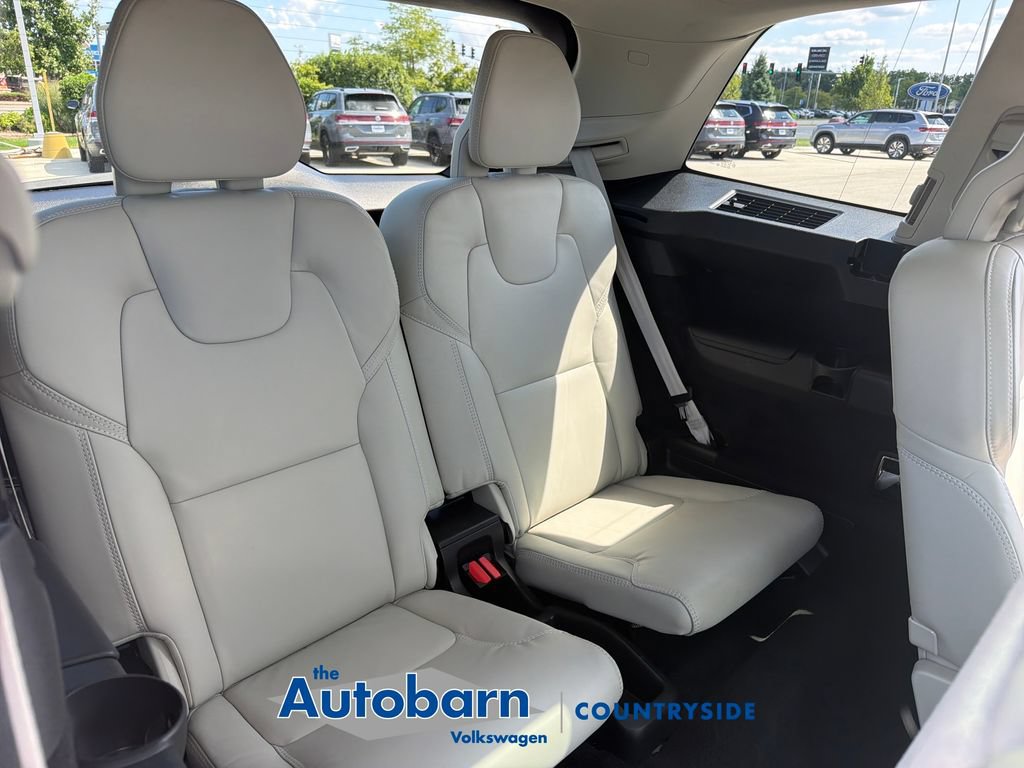 Used 2024 Volvo XC90 B6 Ultimate w/ Protection Package Premier AWD/4WD image 28