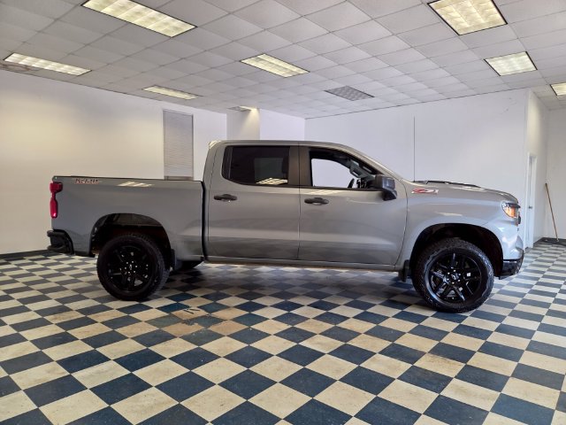 Used 2024 Chevrolet Silverado 1500 Custom Trail Boss AWD/4WD image 9