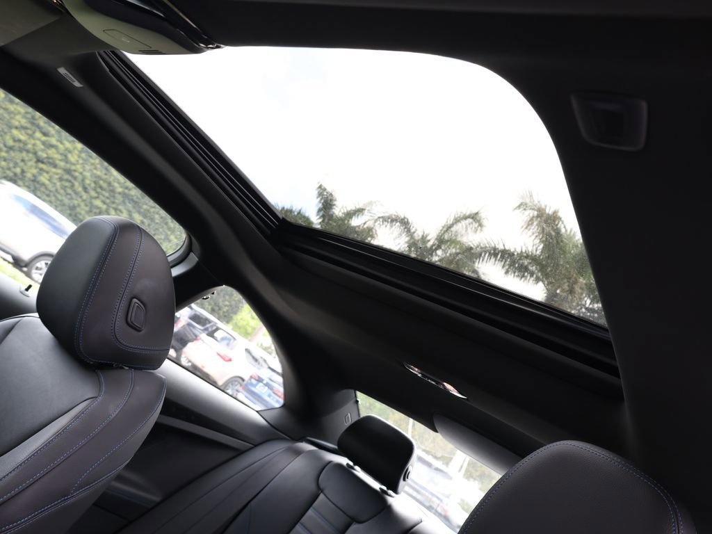 Used 2023 BMW M240i xDrive Coupe image 18