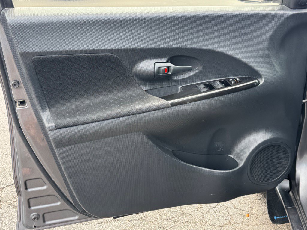 Used 2010 Scion xD FWD image 13